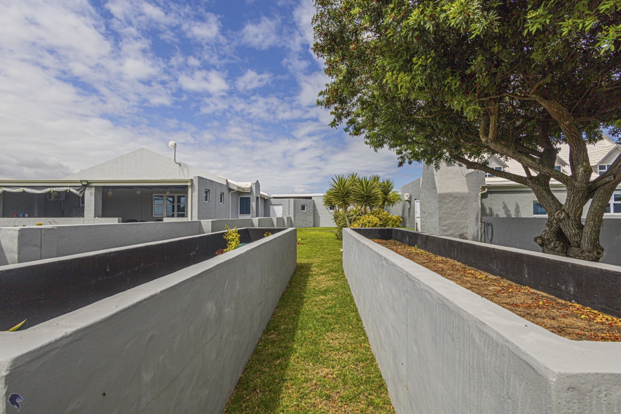 4 Bedroom Property for Sale in Long Acres Country Estate Western Cape